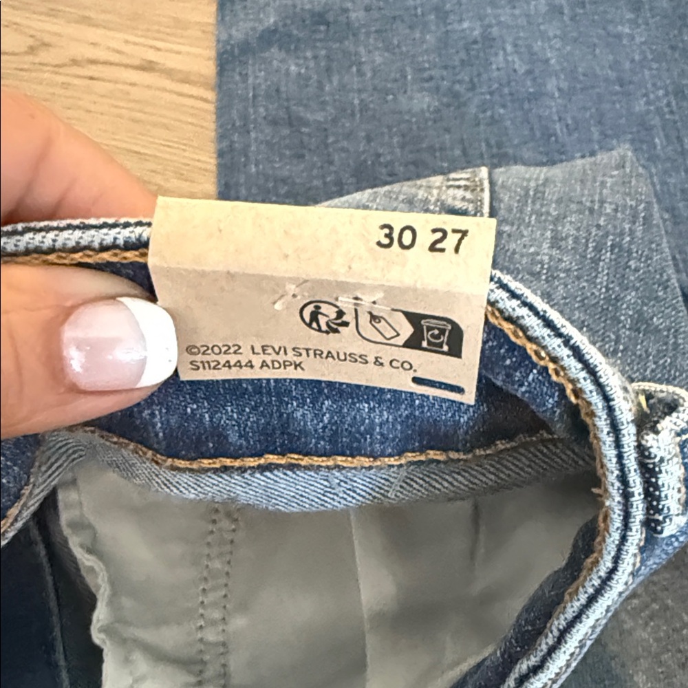 NWT LEVIS 725 kick bootcut Jeans - Picture 5 of 7